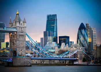 Why AI’s Biggest Value in Banking Isn’t Cost Cutting
