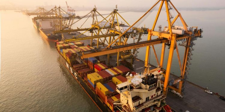 Blockchains Belong at the Center of Modern Supply Chains