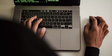 Cyber Risk 2.0: Why AI-Powered Threats Are Outpacing Traditional SME Protection