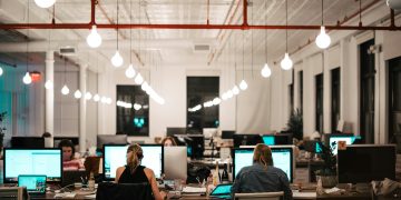 How Integrated Financial Services Can Help Agencies Build a More Loyal Workforce